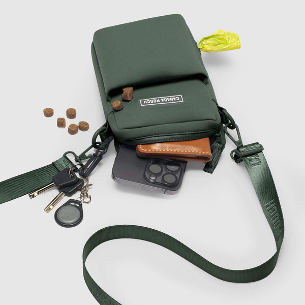 Everything Dog Walking Bag | Canada Pooch