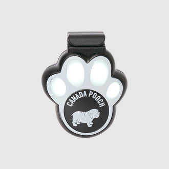 Light Attachment in Black, Canada Pooch Dog Walking Essential|| color::black|| size::na