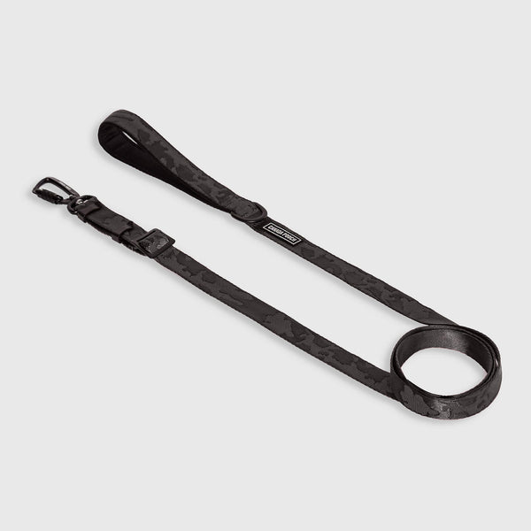 DWE_UtilityLeash_Black_3_600x.