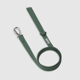 Waterproof Leash in Black, Canada Pooch, Dog Leash || color::forest-green|| size::na